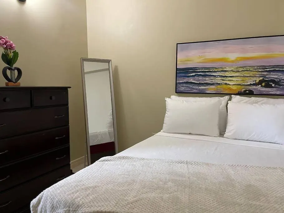 Elitestay At Casa De Barron Kingston
